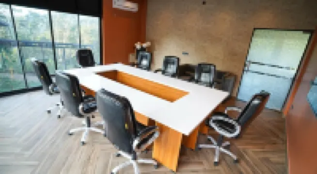 Manjoora Saddles Resorts & Spa
