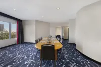 Best Western Plus Waterfront Hotel