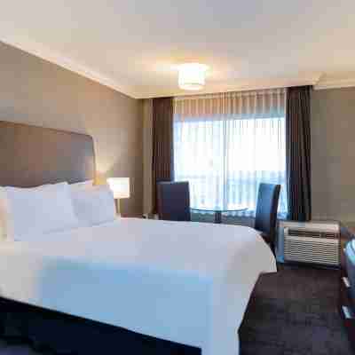 Sandman Hotel Vancouver Airport Rooms