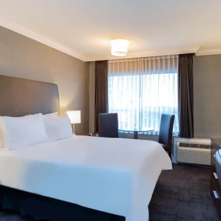 Sandman Hotel Vancouver Airport
