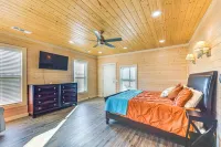 4 Mi to Whitney Lake Home on 30 Acres! - 3-Star