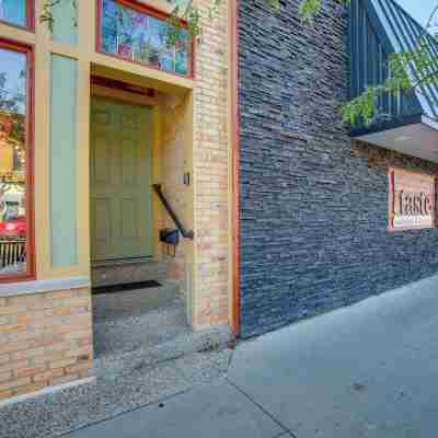 Phoenix Nest South Haven Condo River View! Hotel Exterior