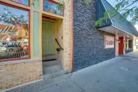 Phoenix Nest South Haven Condo River View! - parking