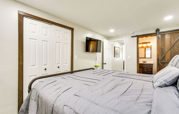 Secluded Getaway on 40 Acres in Lawrenceburg!