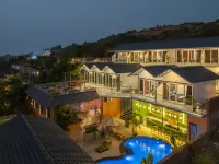 The Hosteller Goa, Mandrem - Pools