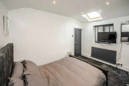 Cottage Hide-Out