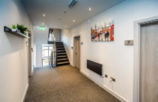 Exquisite Serviced Studio with Private Parking