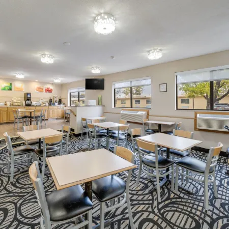 Quality Inn & Suites South