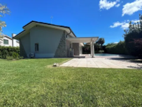 Elegant Villa in the Idyllic Island of Albarella