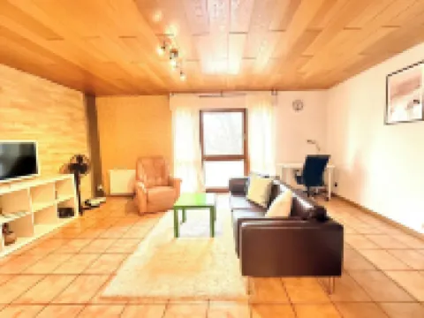 H&H Home-Quite and Cozy Central Apartment Near Park in Sindelfingen