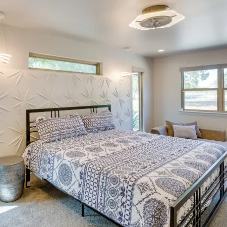 Cozy Interior and Lake View McKinney Ranch Home!