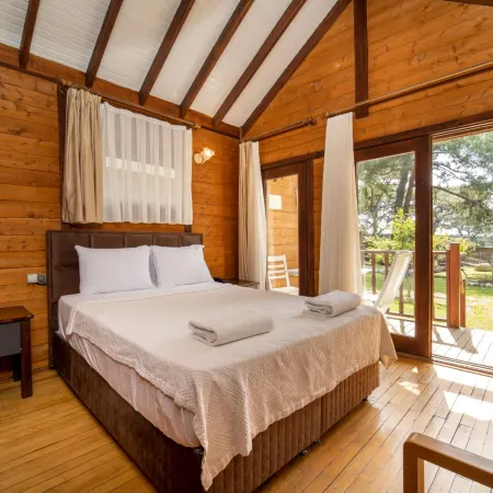 Sea Valley Lodge
