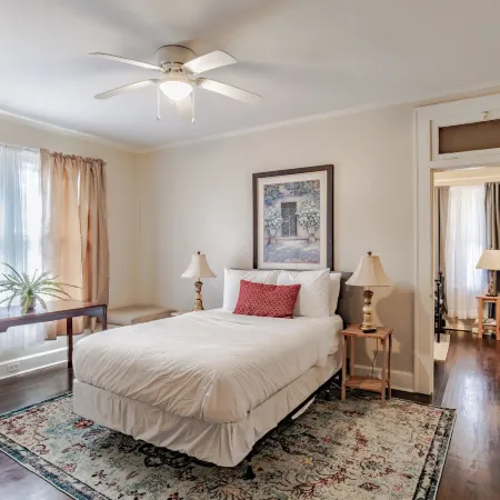 Haute on Hannon- Midtown Cottage!
