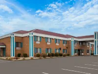 Clarion Pointe Harrodsburg-Danville Hotels in Mercer County