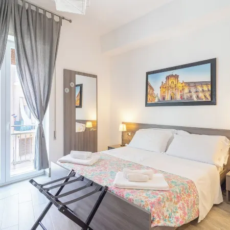 Cavour Rooms