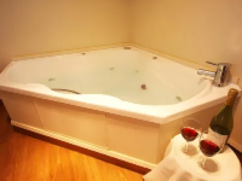 Auto Lodge Motel Hotels in Hamilton