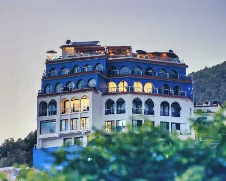 TAJ CHEFCHAOUEN Luxury Hotel and Spa = タージ シェフシャウエン ラグジュアリー ホテル アンド スパ シェフシャウエンのホテル