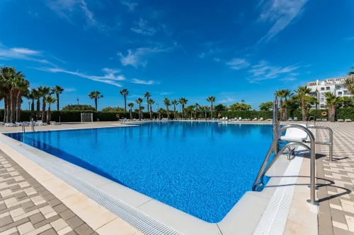 2-bedroom Stay in Isla Canela - bañera