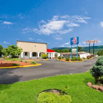 Motel 6 Salem, VA
