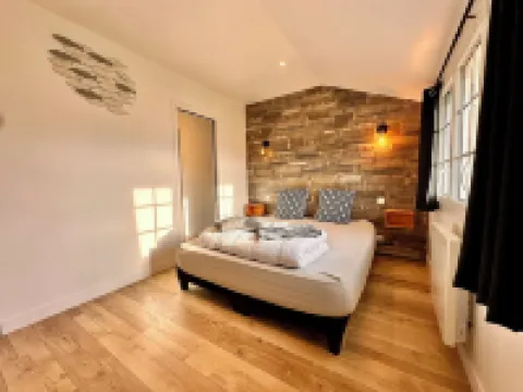 La Rose des Vents 4 people Hotels in Grandcamp-Maisy