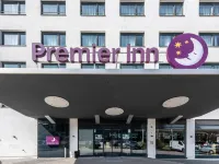 Premier Inn Stuttgart Airport/Messe Flughafen Stuttgart Besucherterrasse周辺のホテル