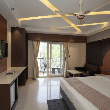 Trayee International