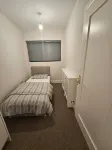 Modern One-Bed Studio in Tulla โรงแรมใน