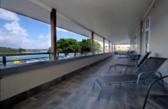 Lakes and Ocean Hotel Forster