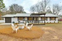 Hike, Fish & Swim: Nat'l Forest Home in Crockett - WiFi