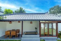 Cheongdo Jikseonji Sari Store