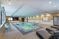 Home2 Suites by Hilton Edmonton South - vasca da bagno