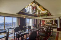 Hilton Cairo Grand Nile - 5-Star