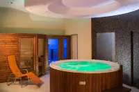 Erzsebet Kiralyne Hotel - spa