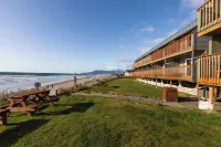 Surfside Resort