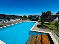 Spanish Lady Motel - piscine