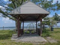 The Shores Lake Views Condo Unit 5577 Hotels in Acme Township