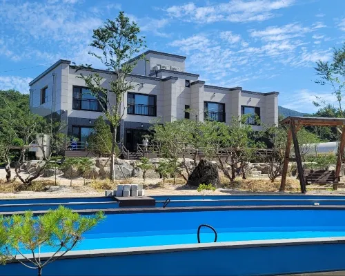 Cheorwon Myeongseong Minbak Pension Hoteles cerca de Templo de Buyeonsa