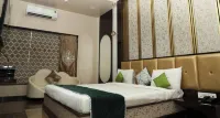 Hotel Rajwada Palace