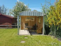 Coastal Bungalow w Garden Hotels in Breskens