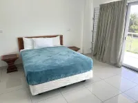 Seabeds 3 Bedroom Beachside Apartment Home - Hot Springs