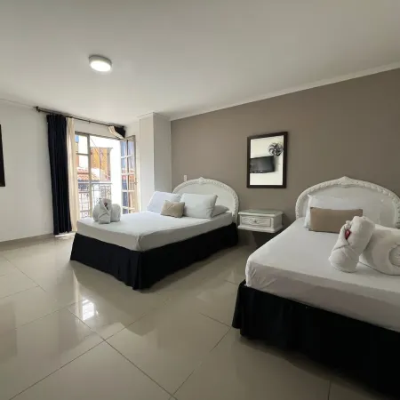Hotel Colonial Santa Rosa