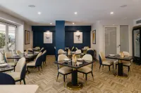 voco DARWIN SUITES by IHG - 朝食
