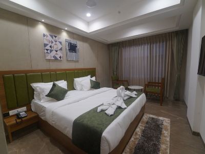 Hotel Stature Inn