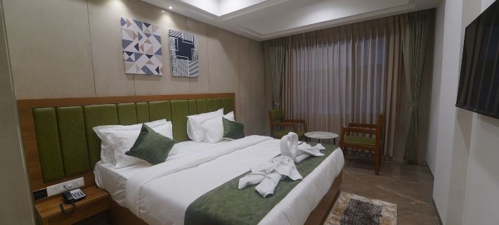 Hotel Stature Inn Hotels in Narmada