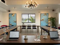 The Vagabond Hotel Отели рядом с достопримечательностью «Мимо»