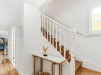 Metawise Luxury 3BR Terrace in The Heart of Sydney Hotels in Millers Point