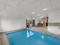 "Sylvi" - 1.7km from the Sea - Pool