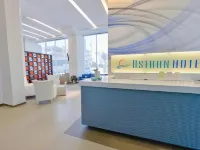 Astron Hotel