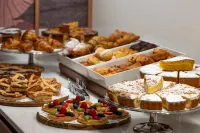 San Giorgio, Sure Hotel Collection by Best Western - servizio colazione