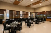 Hi5 Hotel & Experience